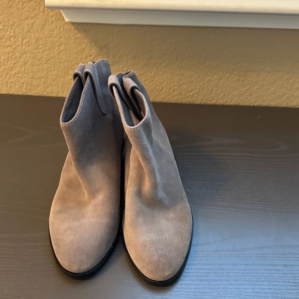 Michael Kors Suede Gray Ankle Boots Size 7.5